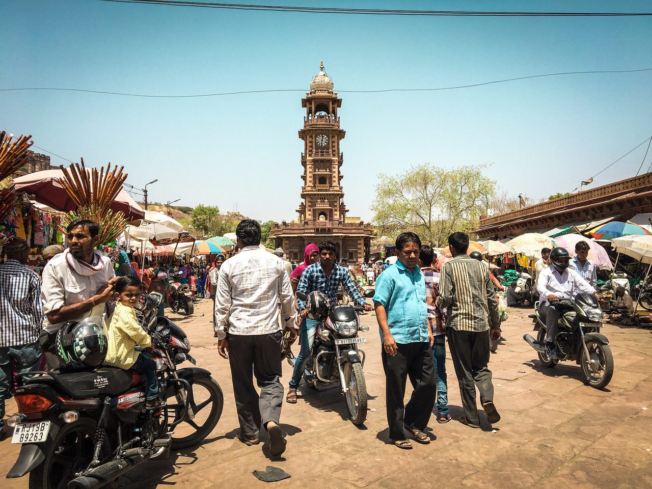 What to do in Jodhpur?  Visit the central square